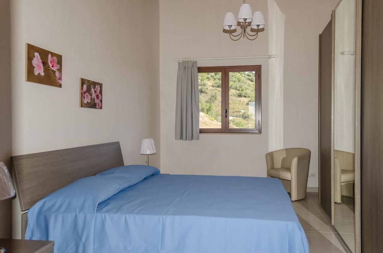 Vivere Gli Iblei - Maison En Plain Air Ragusa Exterior foto