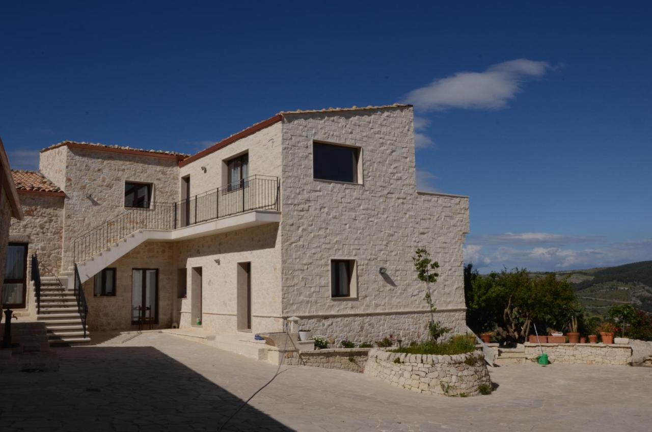 Vivere Gli Iblei - Maison En Plain Air Ragusa Exterior foto